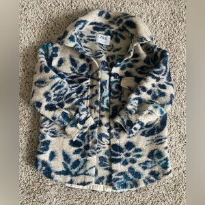 Zara Girl’s Button-up shirt sweater size 8-9
